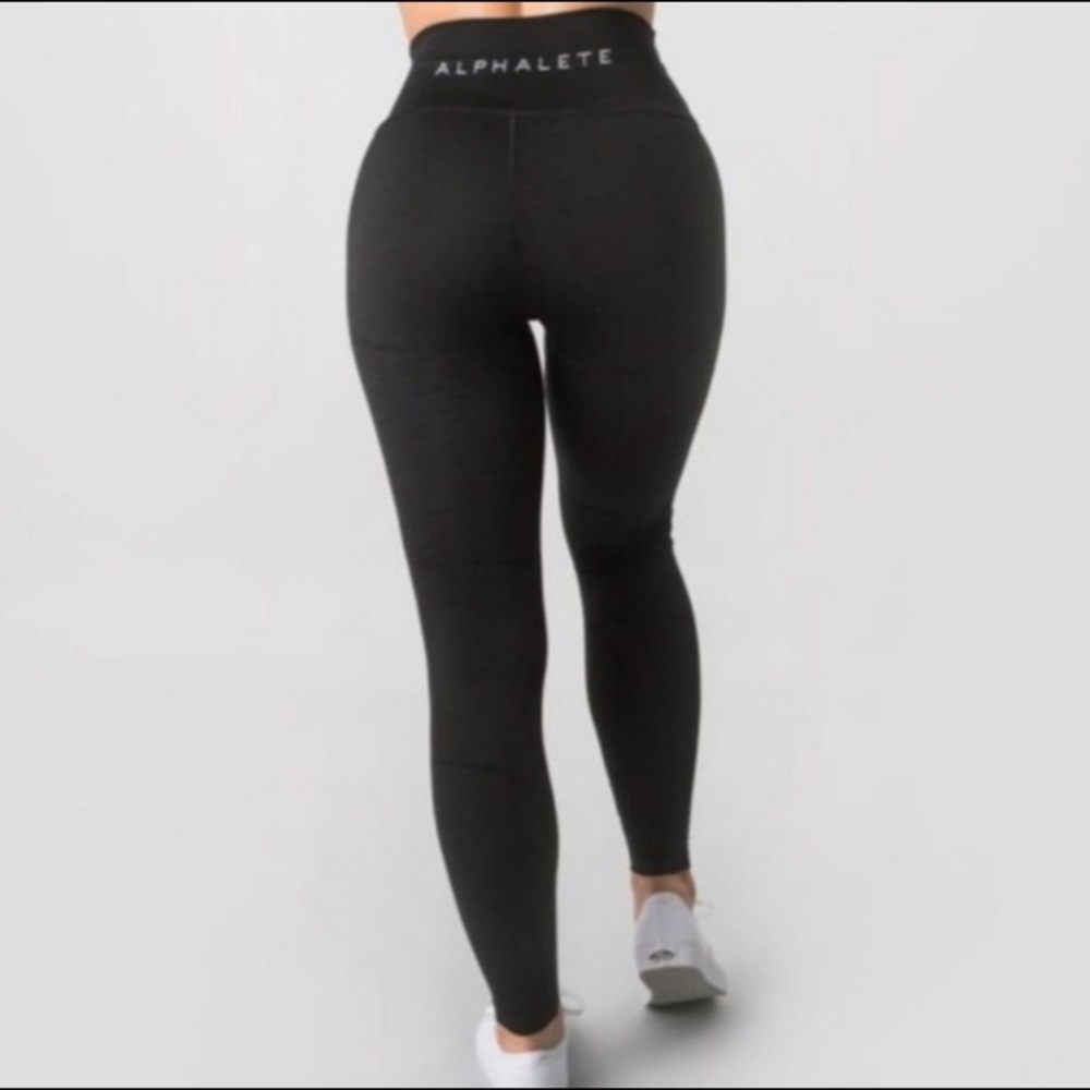 Alphalete Revival Leggings